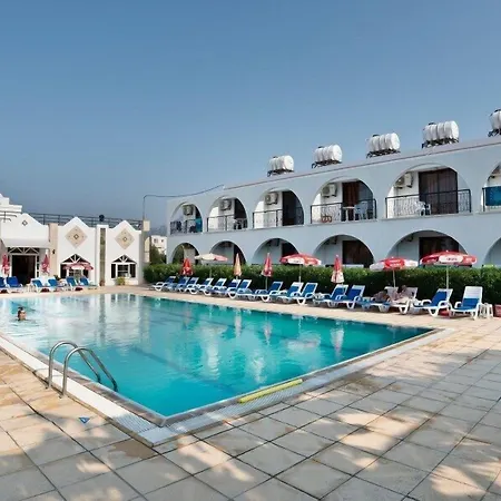 Bare Hill Village Semesteranläggning (resort) Elea