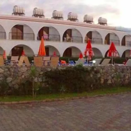 Semesteranläggning (resort) Bare Hill Village