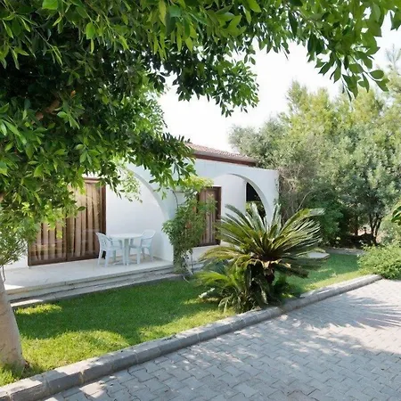 Bare Hill Village Resort Elea