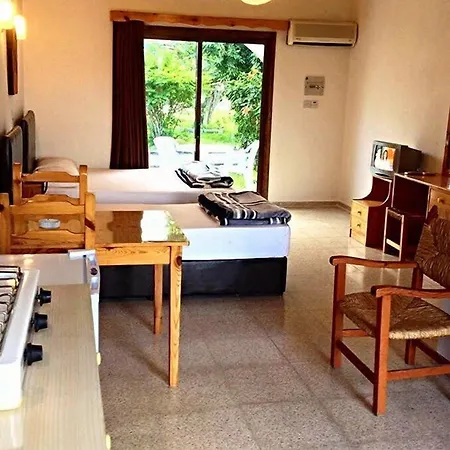 Bare Hill Village 2* Elea