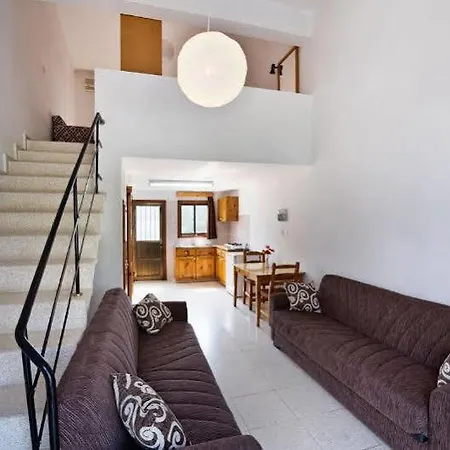 Bare Hill Village Hotel Elea