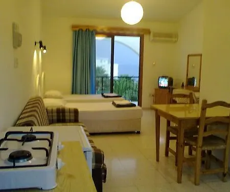 Hotel Bare Hill Village