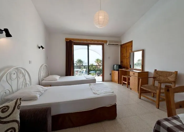 Bare Hill Village Resort Elea