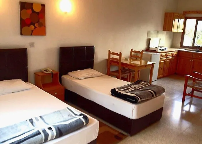 Bare Hill Village Resort Elea