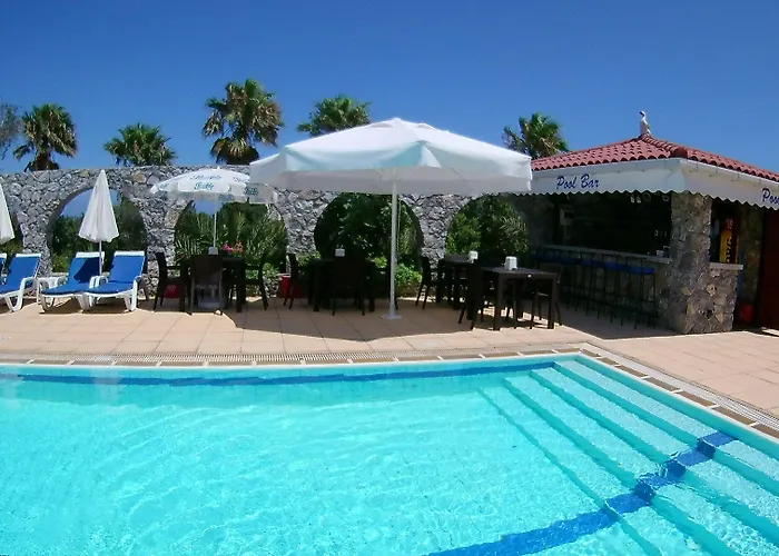 Resort Bare Hill Village 2*