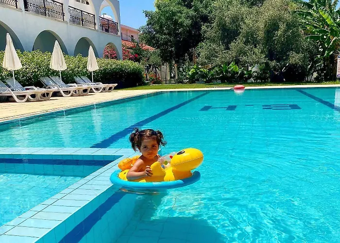 Resort Bare Hill Village Elea