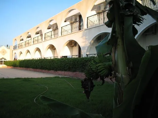 Bare Hill Village Resort 2*