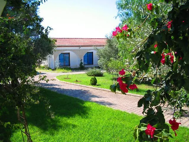 Resort Bare Hill Village 2*