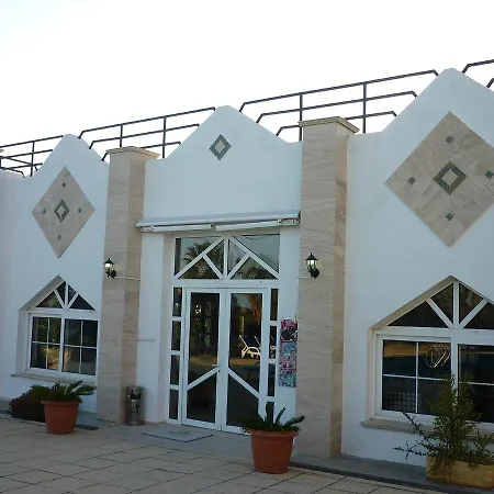 אתר נופש Bare Hill Village Elea