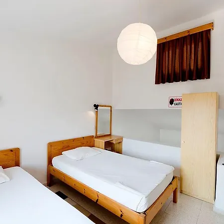 Resort Bare Hill Village Elea
