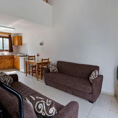 Bare Hill Village Resort Elea