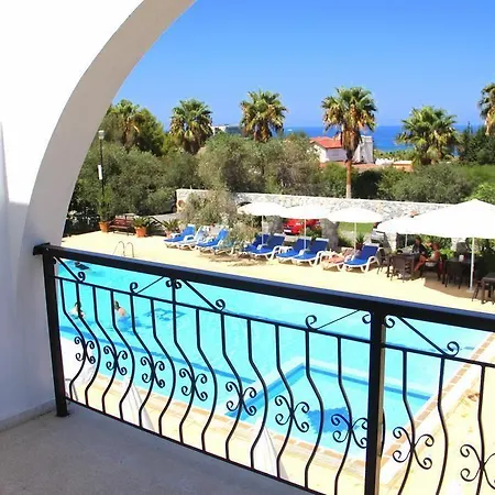 Rezort Bare Hill Village 2*