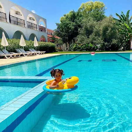 Resort Bare Hill Village Elea