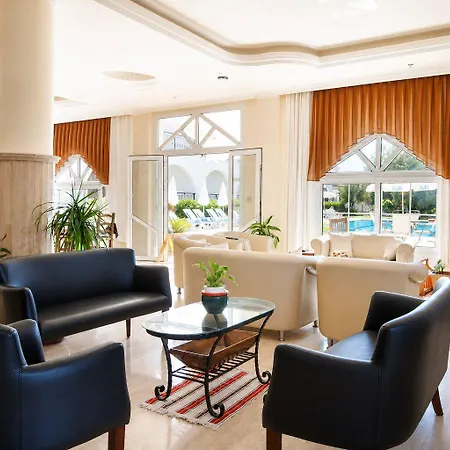 Resort Bare Hill Village 2*