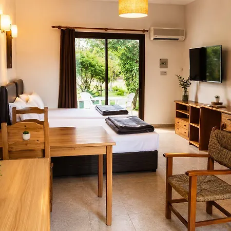 Resort Bare Hill Village