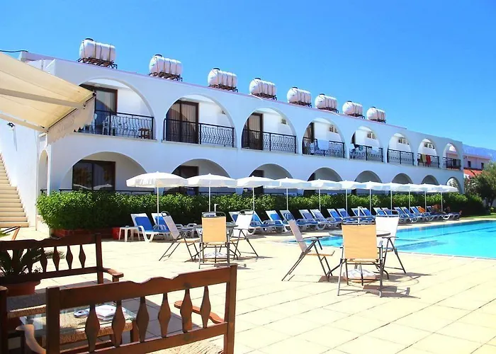 Rezort Bare Hill Village Elea