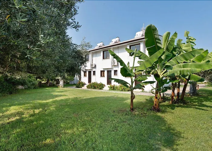 Bare Hill Village 2* Elea